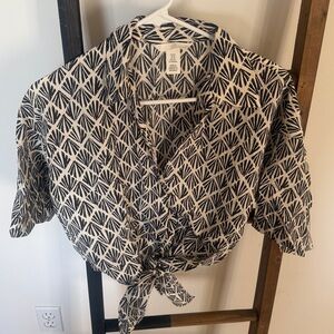 Black and White Geometric Wrap Top